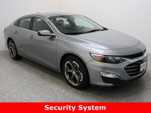 Used 2024 Chevrolet Malibu LT image 4