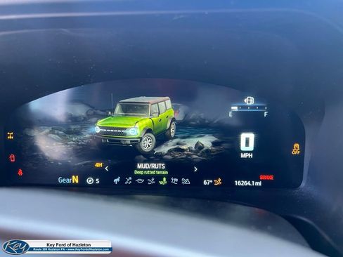 Certified 2025 Ford Bronco Badlands w/ Sasquatch Package AWD/4WD image 37