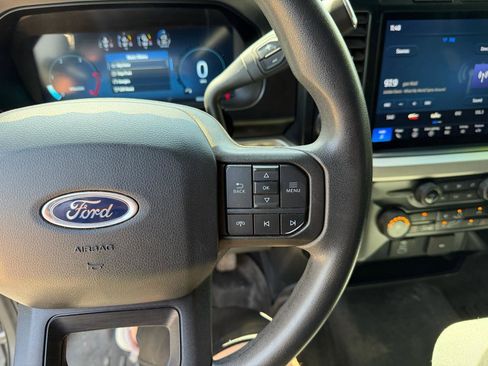 Used 2023 Ford F250 XLT w/ XLT Premium Package AWD/4WD image 30