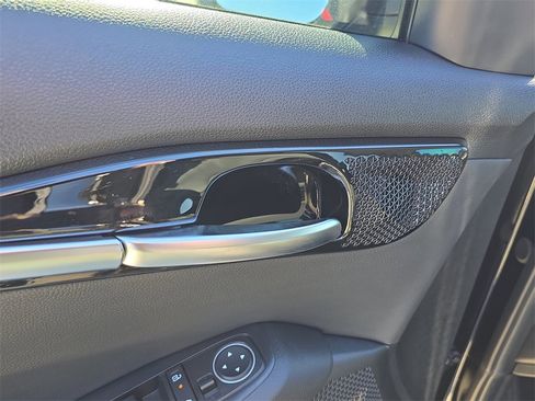 New 2026 Kia Seltos EX image 18