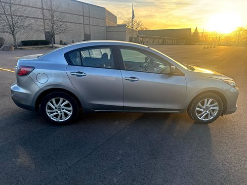 Used 2013 MAZDA MAZDA3 i Touring image 4