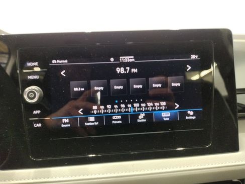 Certified 2025 Volkswagen Taos S AWD/4WD image 24