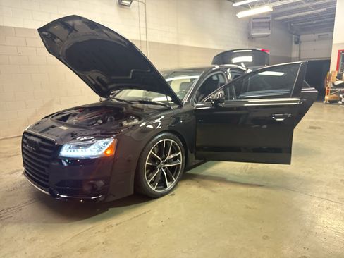 Used 2017 Audi S8 Plus AWD/4WD image 11