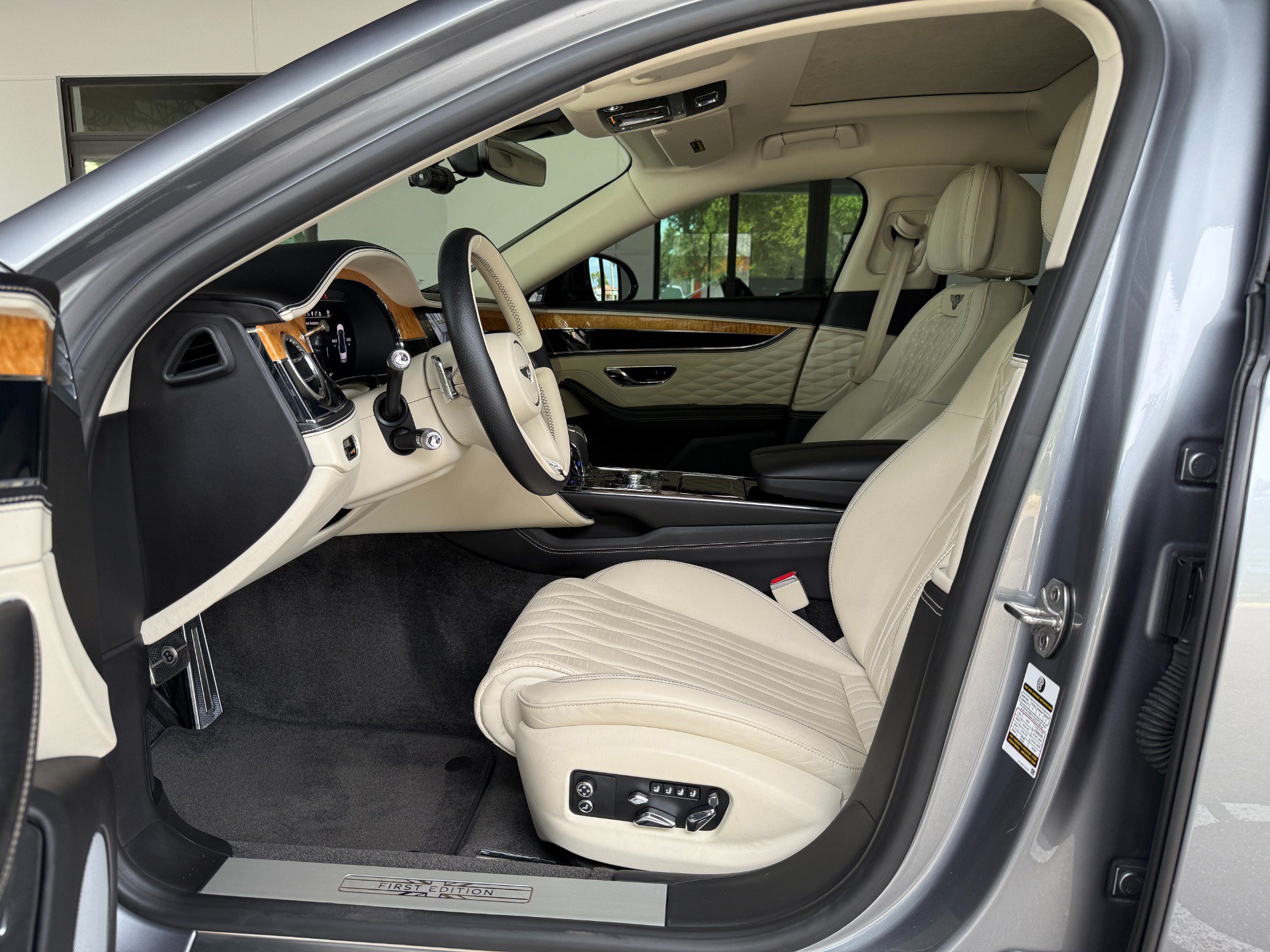 Used 2020 Bentley Flying Spur W12 AWD/4WD image 24