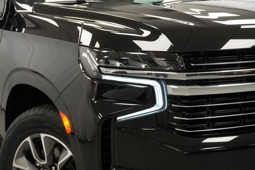 Used 2022 Chevrolet Tahoe LT w/ Luxury Package AWD/4WD image 34