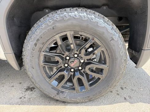 New 2026 GMC Sierra 1500 Elevation w/ Elevation Premium Package AWD/4WD image 26