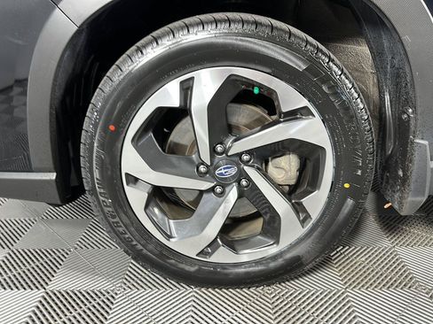 Used 2024 Subaru Forester Touring AWD/4WD image 8