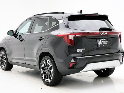 Used 2024 Kia Seltos SX image 7