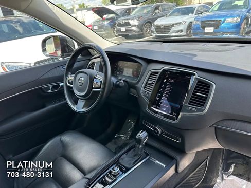 Used 2020 Volvo XC90 T6 Momentum AWD/4WD image 14