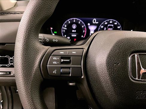 Used 2024 Honda Accord EX image 17
