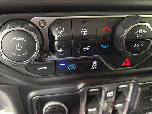 Used 2023 Jeep Wrangler Unlimited Rubicon 4xe w/ Cold Weather Group image 39