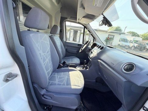 Used 2013 Ford Transit Connect XLT image 19