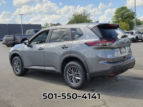 Used 2026 Nissan Rogue S FWD image 3