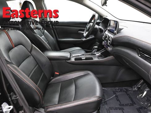 Used 2023 Nissan Sentra SR w/ SR Premium Package FWD image 25