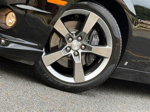 Used 2010 Chevrolet Camaro SS RWD image 5