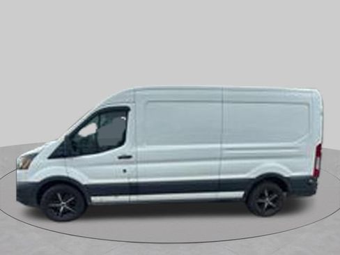 Used 2015 Ford Transit 250 148 Medium Roof RWD image 9