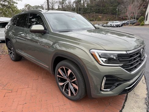 New 2026 Volkswagen Atlas Cross Sport SEL Premium R-Line image 3