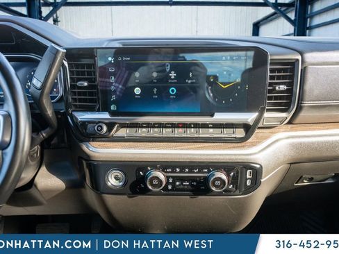 Used 2024 Chevrolet Silverado 1500 LT image 8