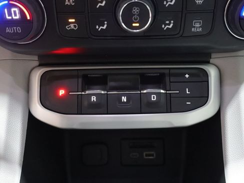 Used 2020 GMC Acadia SLT AWD/4WD image 34