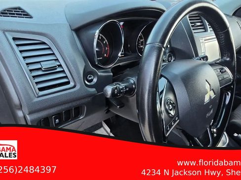 Used 2017 Mitsubishi Outlander Sport SE FWD image 14