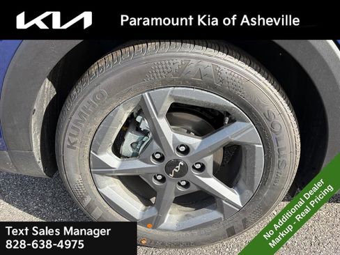 New 2025 Kia K4 LXS image 30