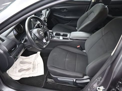 Used 2025 Nissan Sentra S FWD image 21