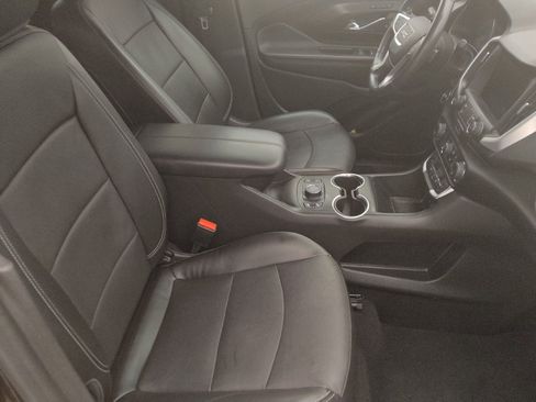 Used 2022 GMC Terrain SLT FWD image 21