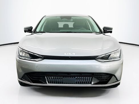 Used 2024 Kia EV6 Wind w/ Wind Technology Package AWD/4WD image 2