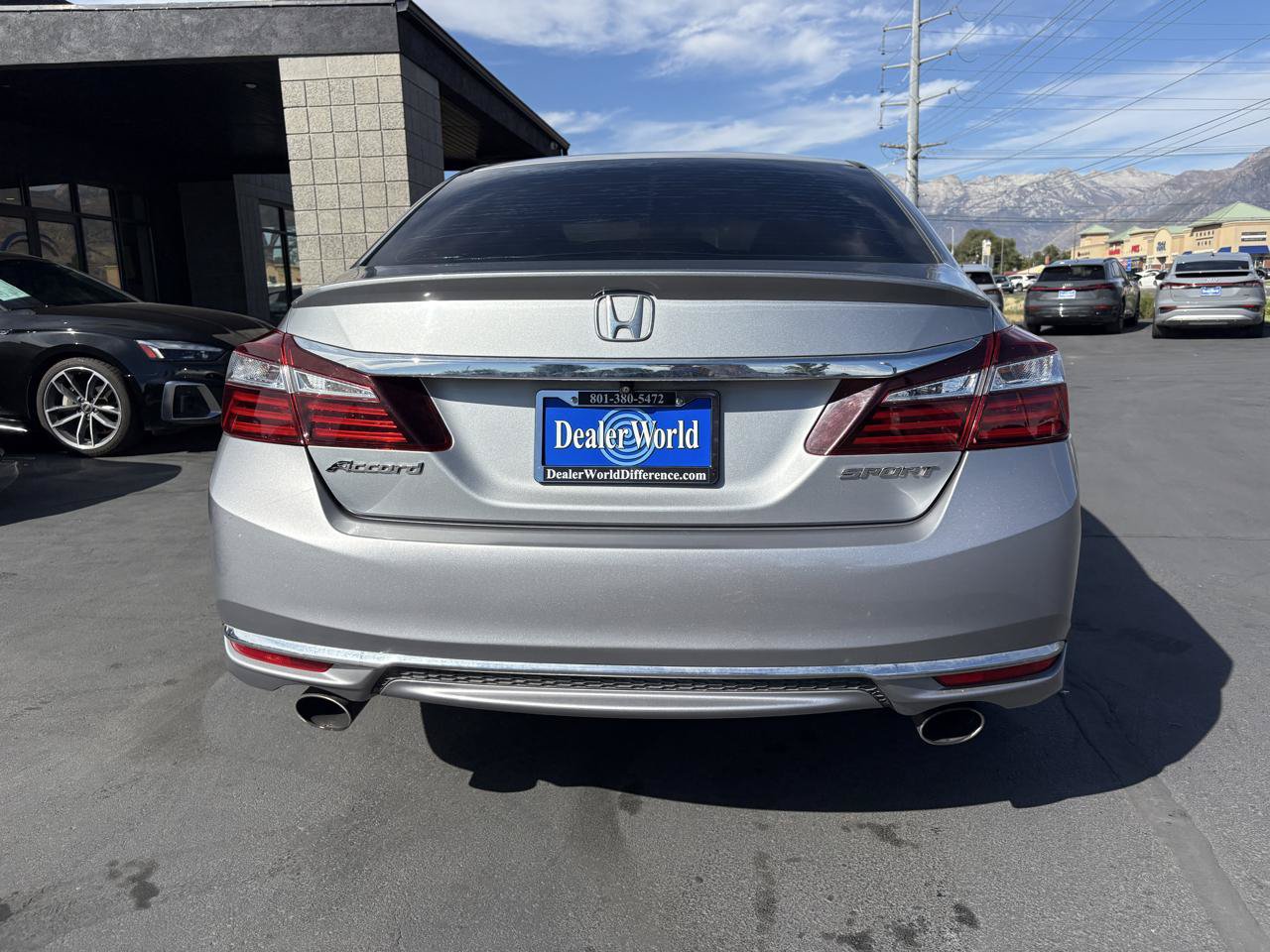 Used 2017 Honda Accord Sport image 6