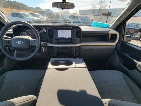 Used 2024 Ford F250 XL w/ XL Chrome Package image 15