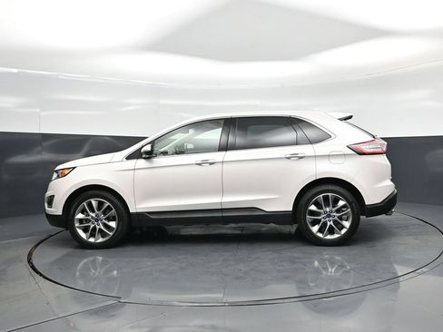 Used 2018 Ford Edge Titanium w/ Equipment Group 302A AWD/4WD image 29