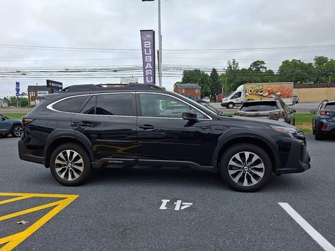 Certified 2025 Subaru Outback Limited AWD/4WD image 11
