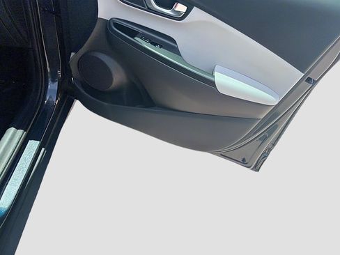 Used 2022 Hyundai Kona SEL w/ Convenience Package FWD image 30