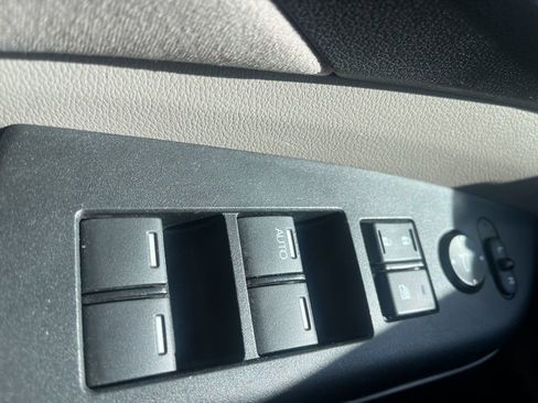 Used 2012 Honda CR-V EX image 21