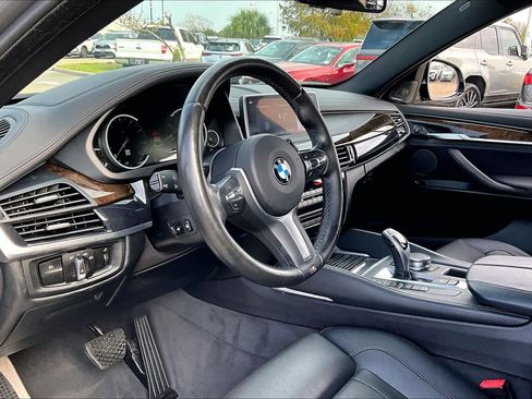Used 2018 BMW X6 xDrive50i image 15