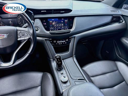 Used 2022 Cadillac XT6 Luxury FWD image 21