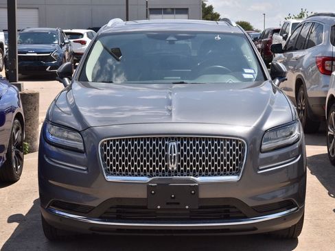 Used 2023 Lincoln Nautilus Reserve w/ Equipment Group 201A FWD image 3
