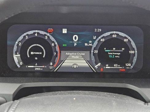 Used 2025 Toyota 4Runner TRD Off-Road Premium image 10