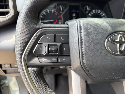Used 2025 Toyota Tundra SR5 w/ SR5 Premium Package AWD/4WD image 24