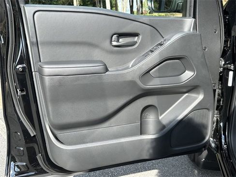 New 2026 Nissan Frontier S image 11