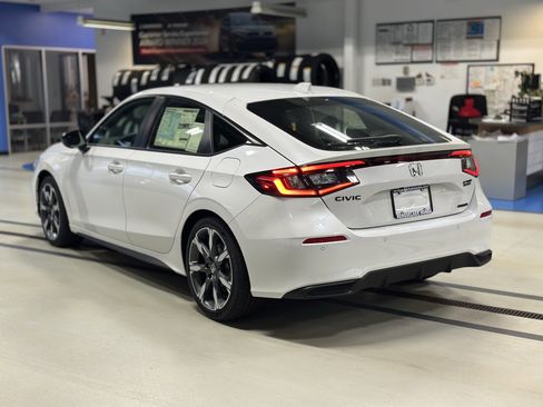 New 2026 Honda Civic Sport Touring image 7