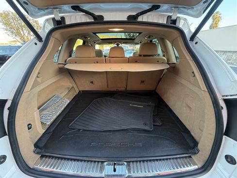 Used 2014 Porsche Cayenne Diesel image 32
