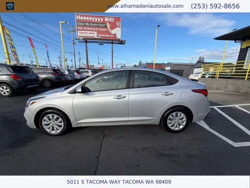 Used 2021 Hyundai Accent SE image 8