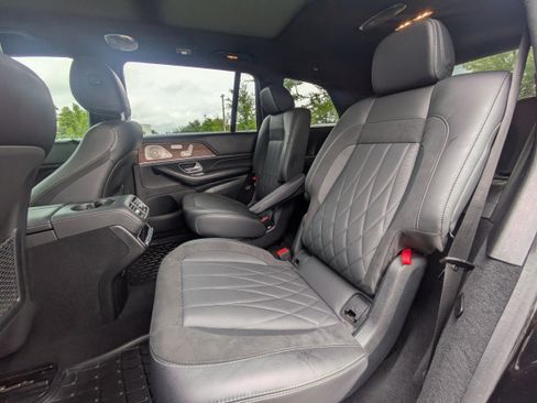 Used 2024 Mercedes-Benz GLS 63 AMG 4MATIC image 13