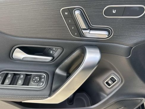 Used 2025 Mercedes-Benz CLA 250 image 20