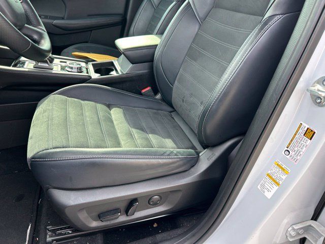 Used 2024 Mitsubishi Outlander SE FWD image 11