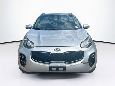 Used 2018 Kia Sportage EX w/ EX Technology Package AWD/4WD image 2
