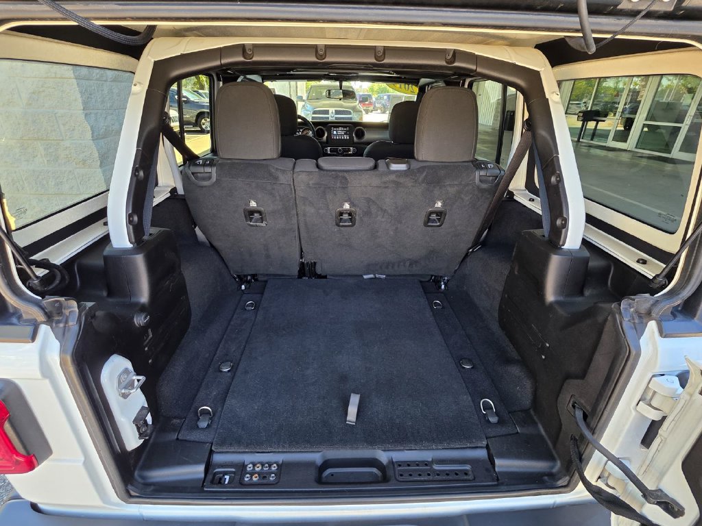 Certified 2019 Jeep Wrangler Unlimited Sport S AWD/4WD image 13