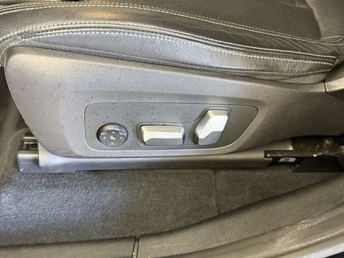 Used 2021 BMW X4 M40i w/ Executive Package image 16