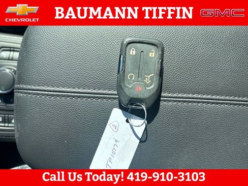 Used 2023 GMC Terrain SLE w/ Driver Convenience Package FWD image 18
